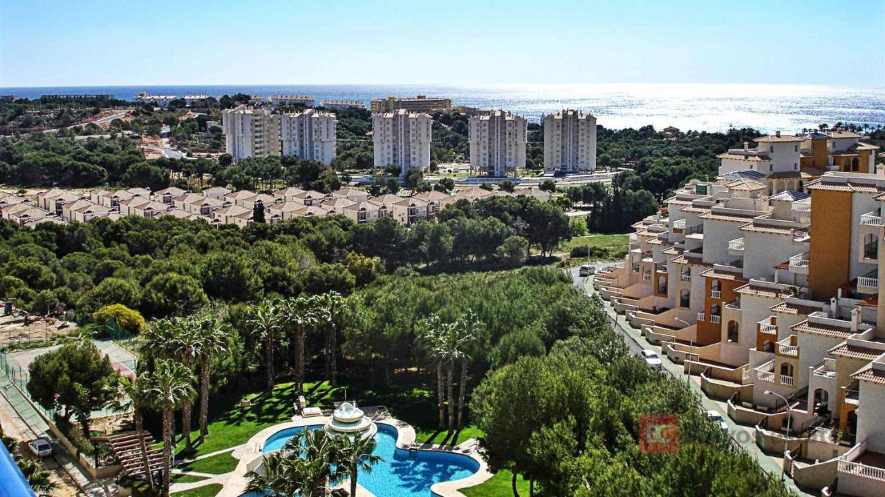 2-Bedroom And Living Room Apartment Near Campoamor Beach Bagian luar foto