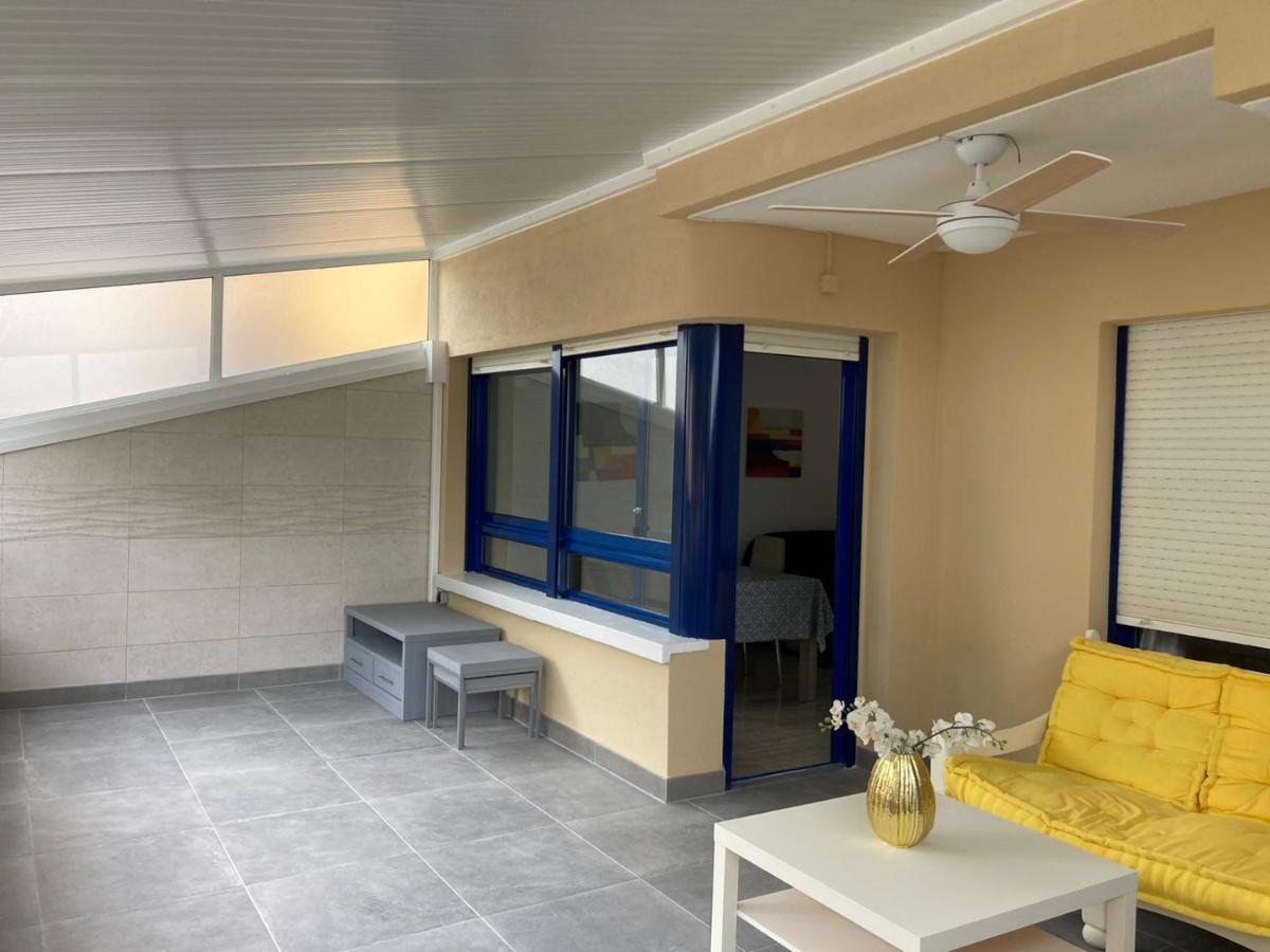 2-Bedroom And Living Room Apartment Near Campoamor Beach Bagian luar foto